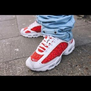 Nike x Supreme tailwind collaboration